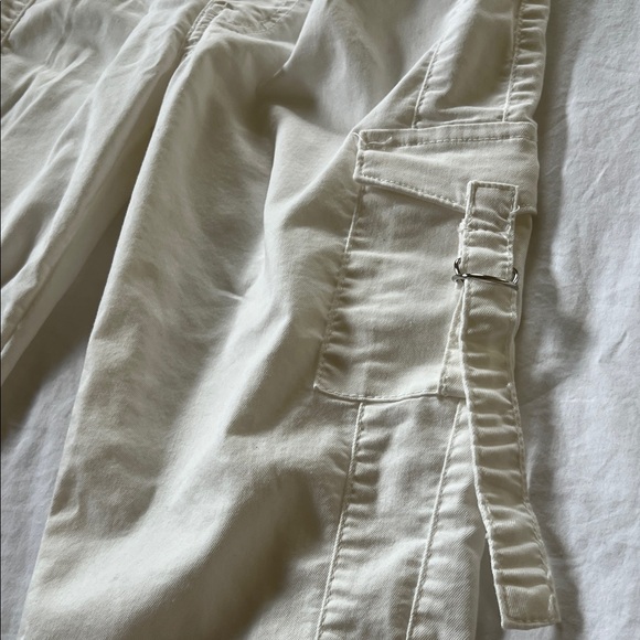 VIP Men's Cream Cargo Pants - Picture 3 of 6